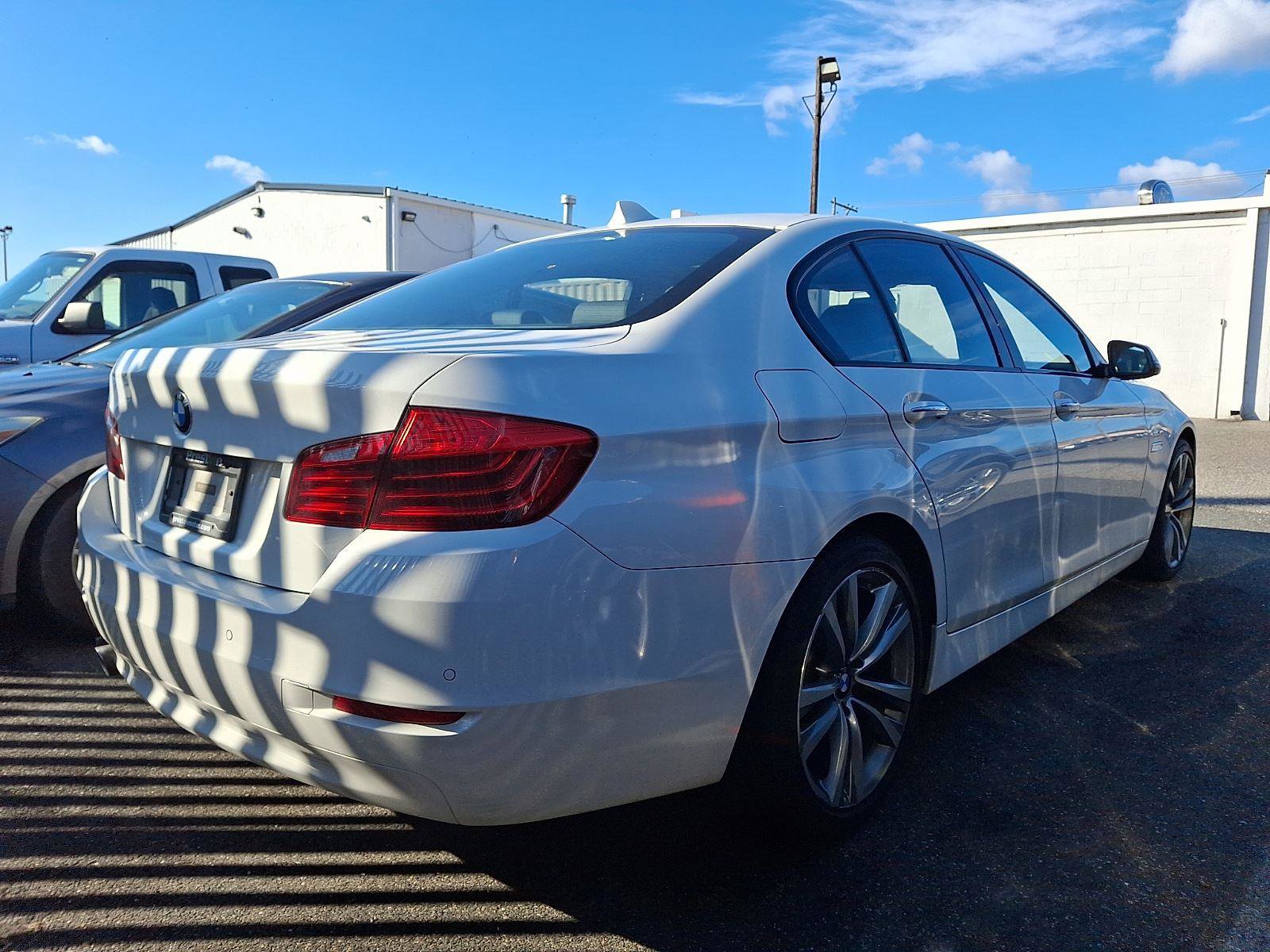 Used 2016 BMW 528i xDrive Sedan image 6