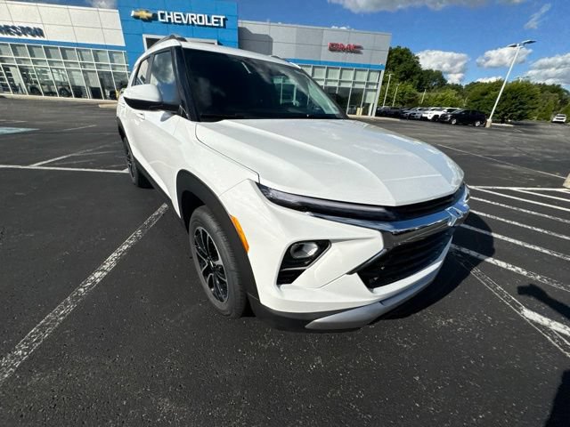 New 2026 Chevrolet TrailBlazer LT w/ Convenience Package AWD/4WD image 3
