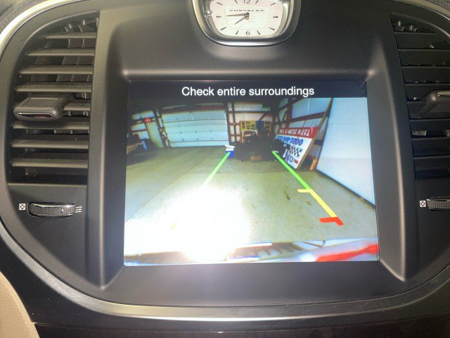 Used 2013 Chrysler 300 w/ Driver Convenience Group image 22