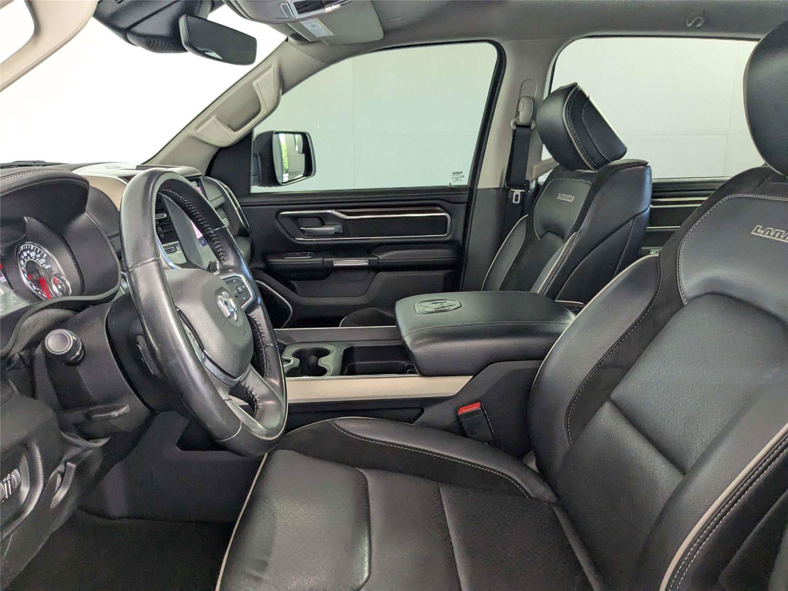 Used 2022 RAM 1500 Laramie RWD image 10