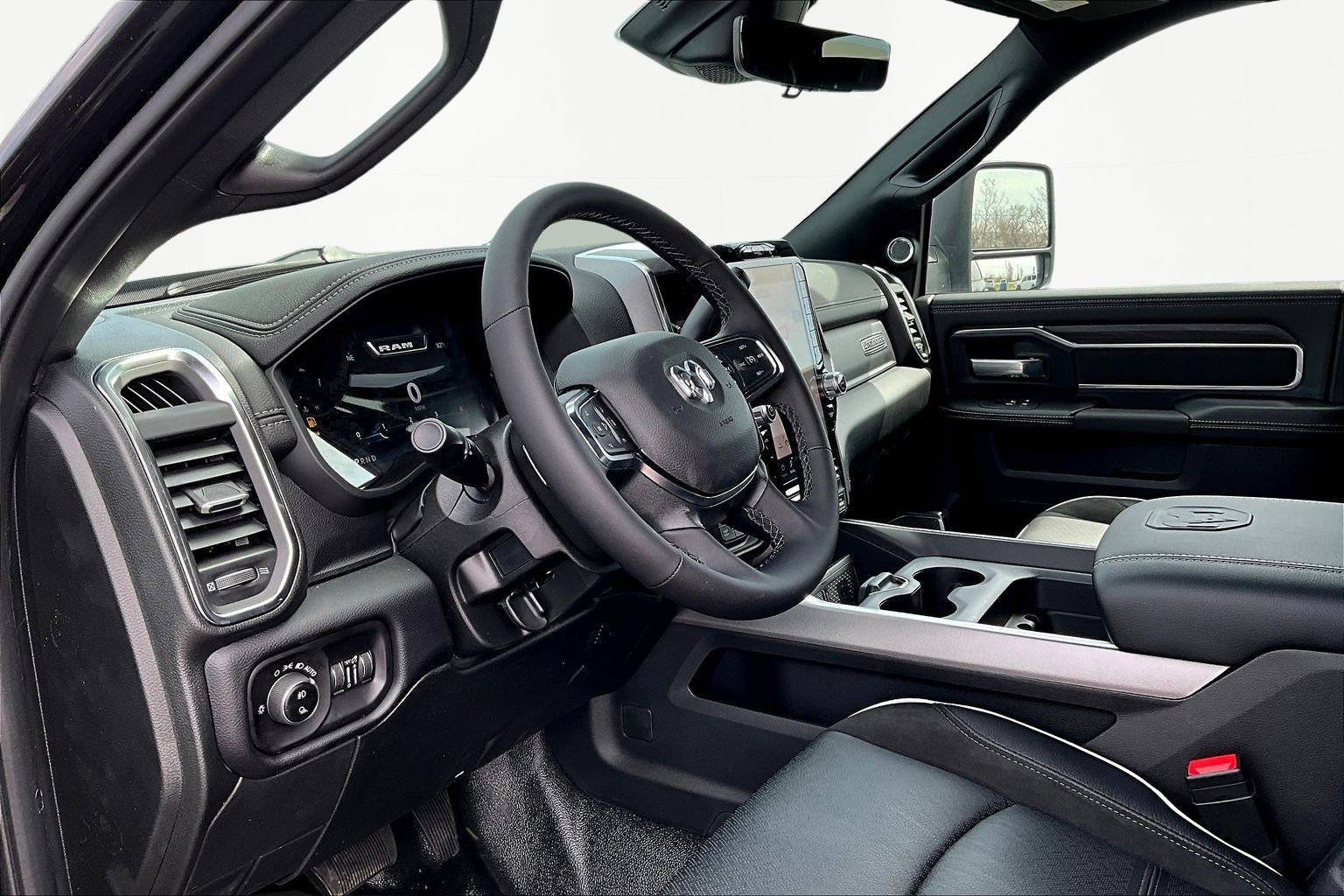 New 2026 RAM 4500 4x4 Crew Cab DRW image 16