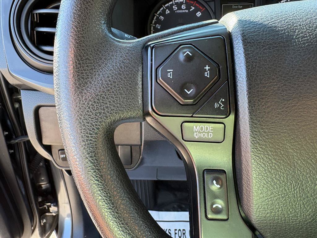 Used 2022 Toyota Tacoma SR AWD/4WD image 13