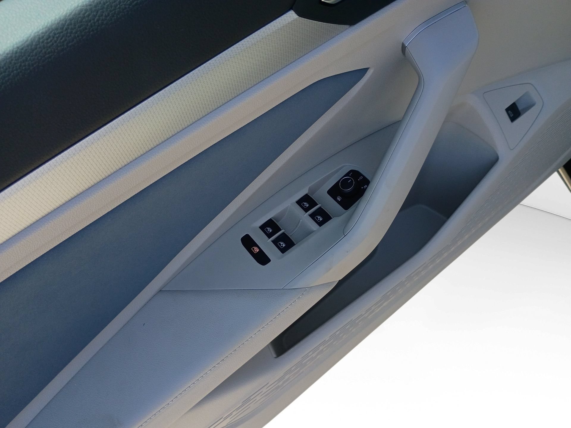 New 2026 Volkswagen Jetta SE FWD image 16
