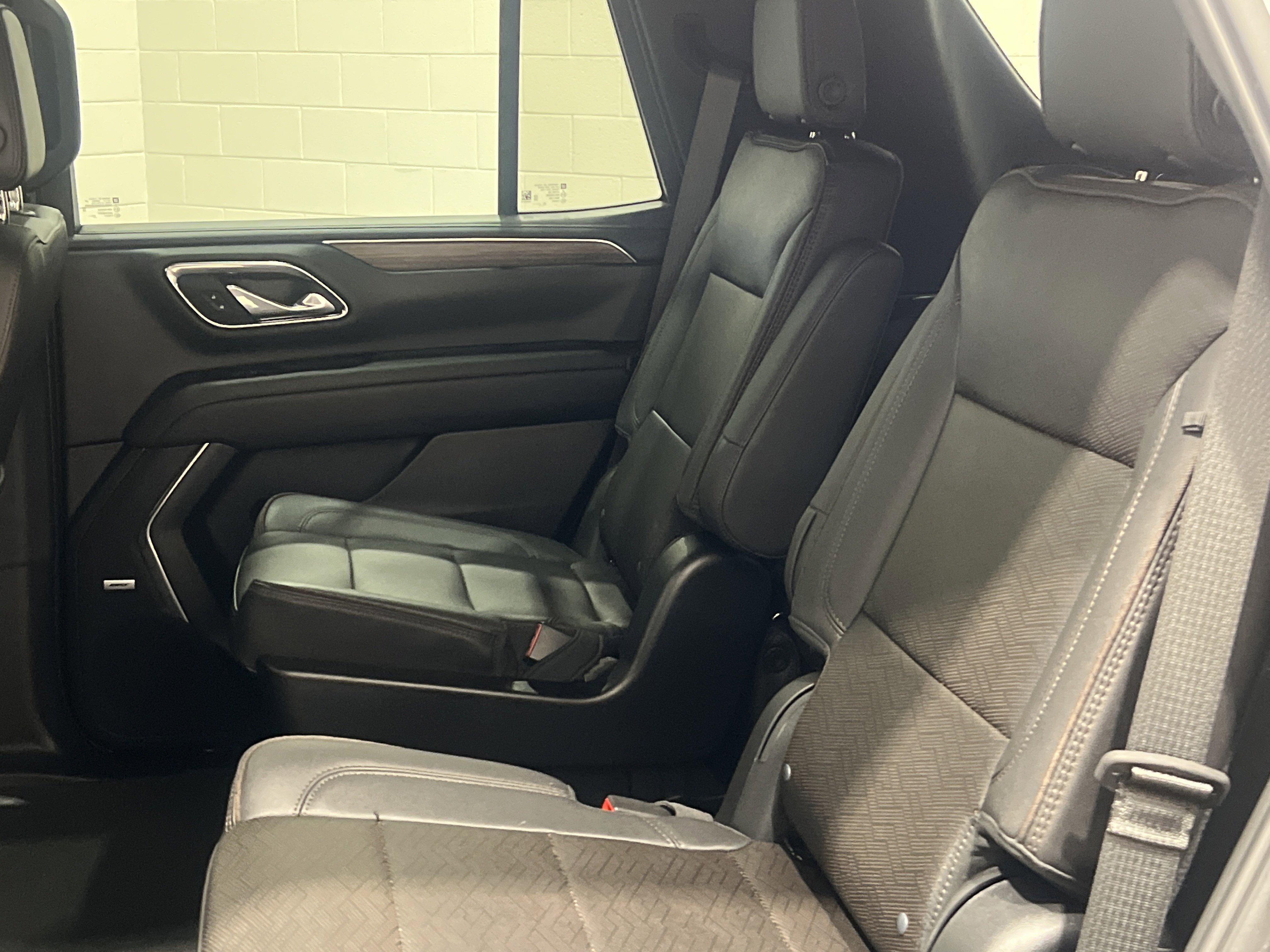 Used 2023 Chevrolet Tahoe High Country image 26