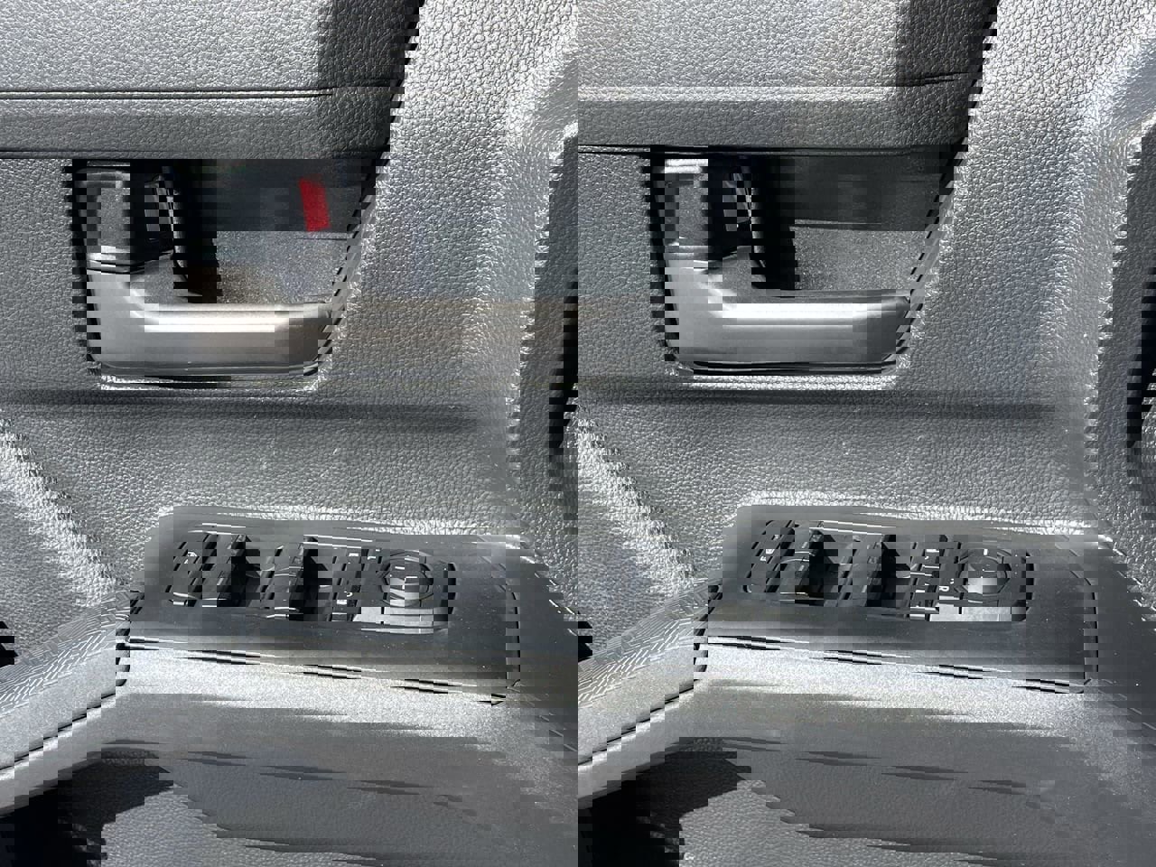 New 2025 Toyota Tacoma TRD Off-Road image 17