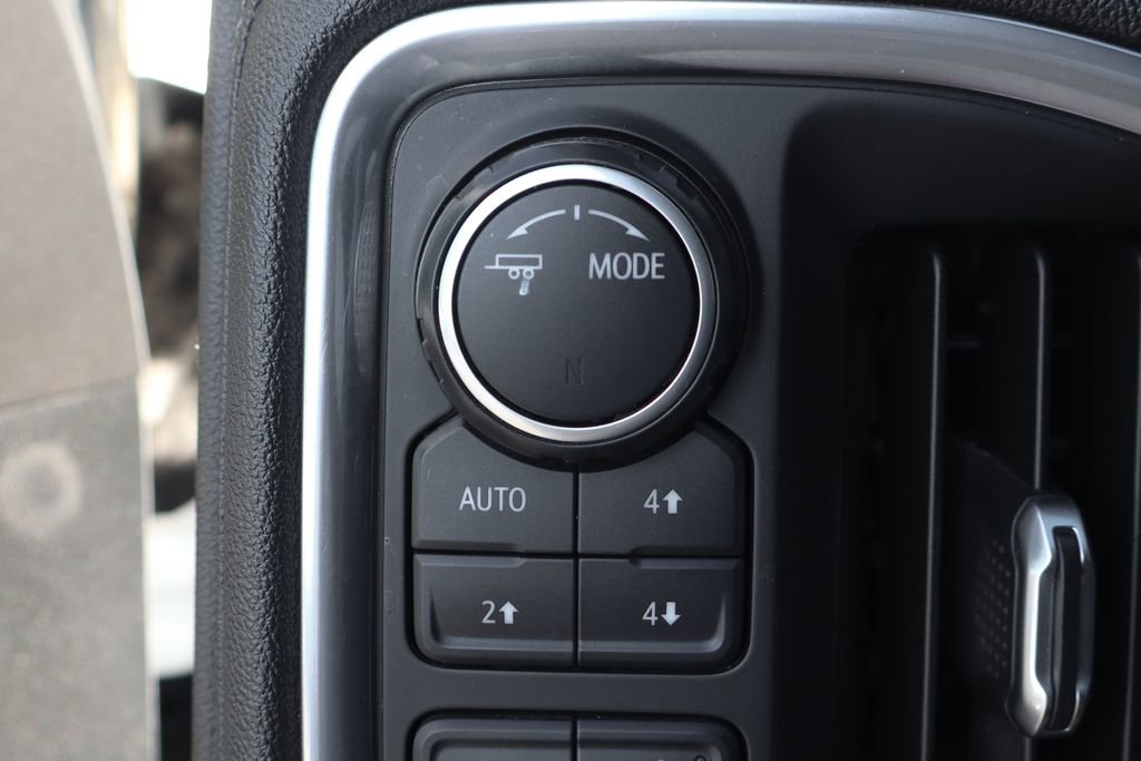 Used 2021 Chevrolet Silverado 2500 LTZ w/ LTZ Convenience Package image 24