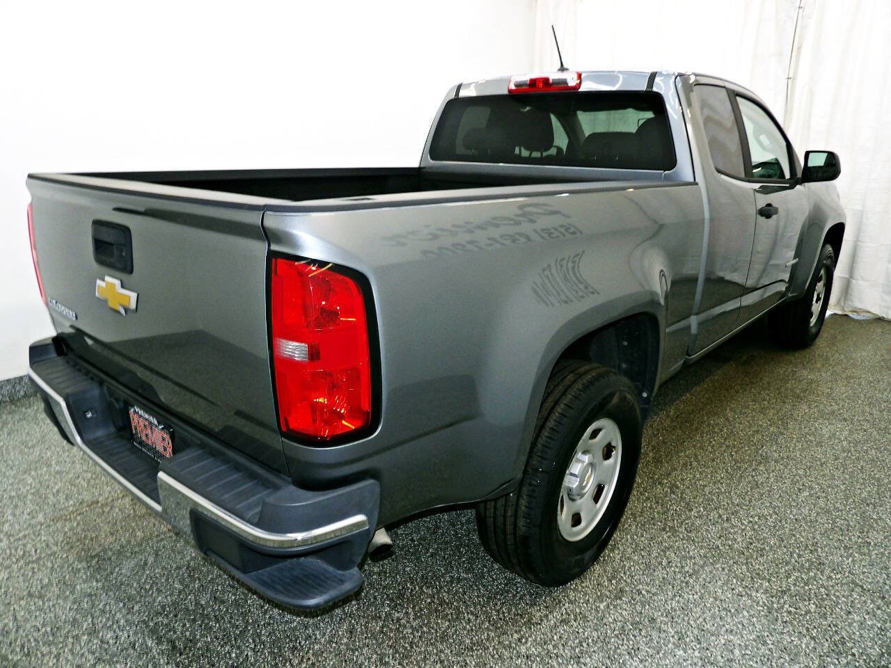 Used 2018 Chevrolet Colorado W/T w/ WT Convenience Package RWD image 6