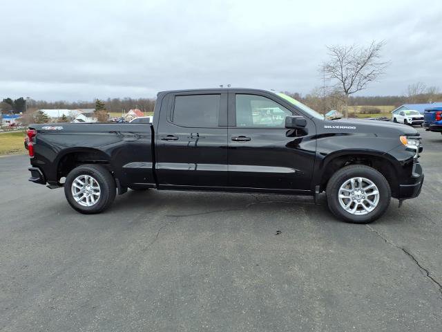 Used 2023 Chevrolet Silverado 1500 RST AWD/4WD image 4