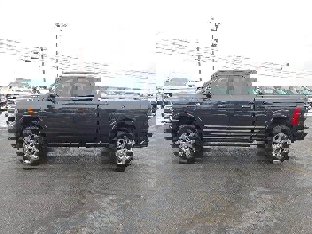 Used 2020 RAM 3500 Limited image 3