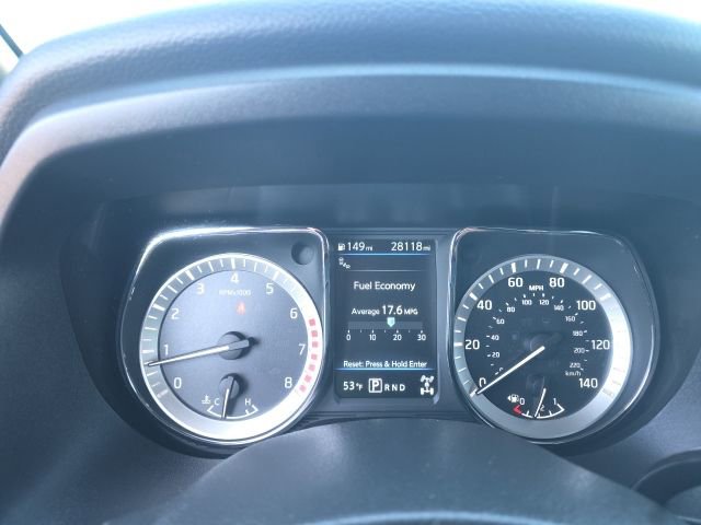 Used 2019 Nissan Titan SV w/ SV Convenience Package image 20