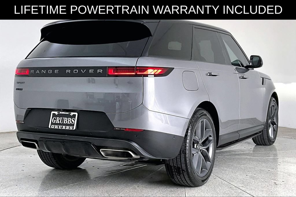Used 2024 Land Rover Range Rover Sport SE AWD/4WD image 2