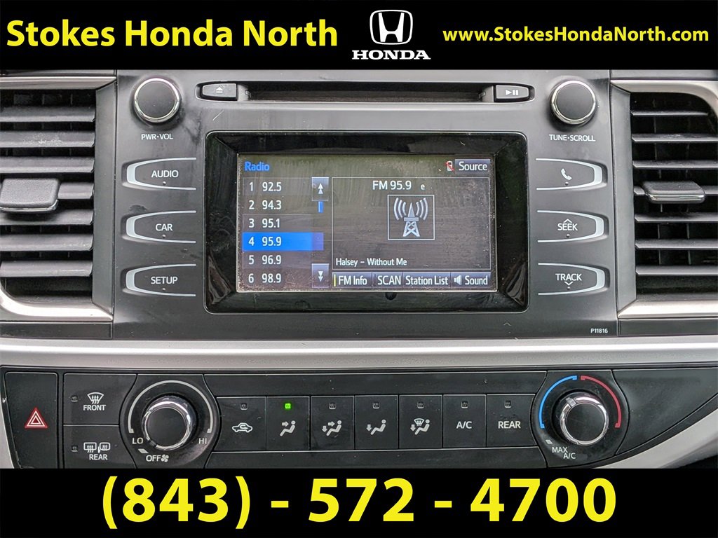 Used 2019 Toyota Highlander LE image 17