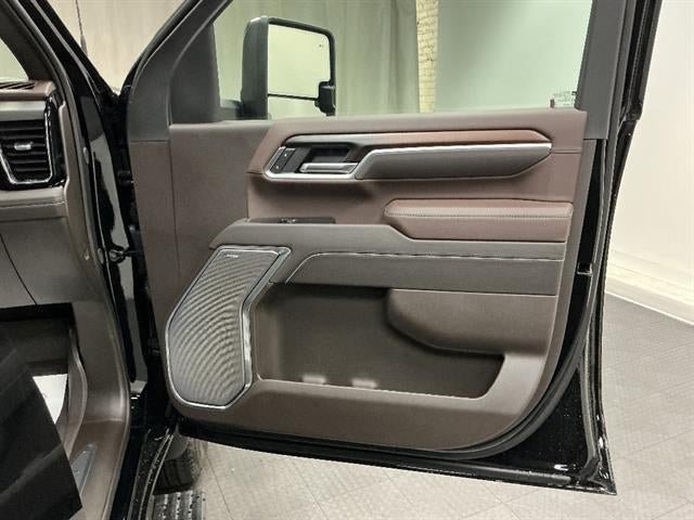 New 2026 GMC Sierra 3500 Denali w/ Denali Reserve Package AWD/4WD image 42