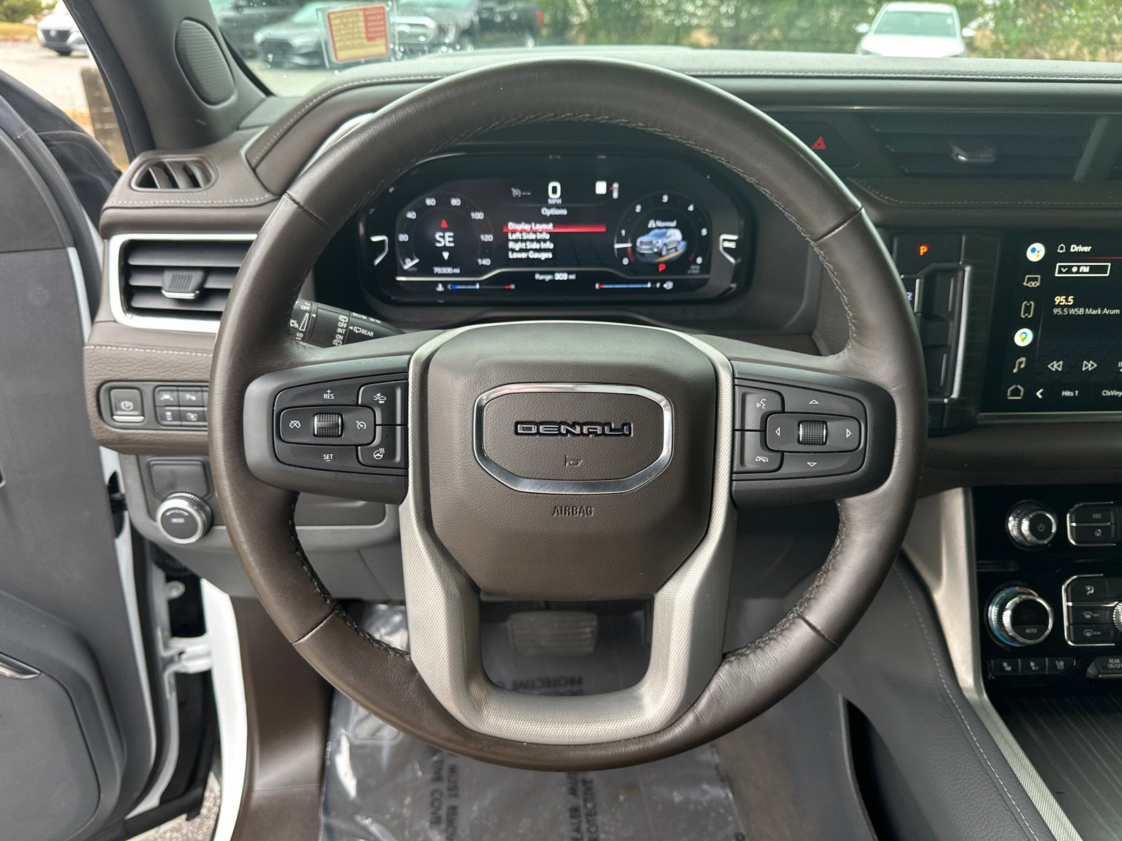 Used 2022 GMC Yukon Denali image 26