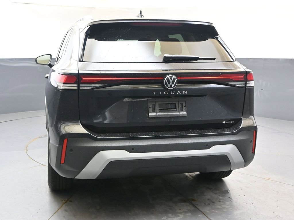 New 2026 Volkswagen Tiguan S AWD/4WD image 4