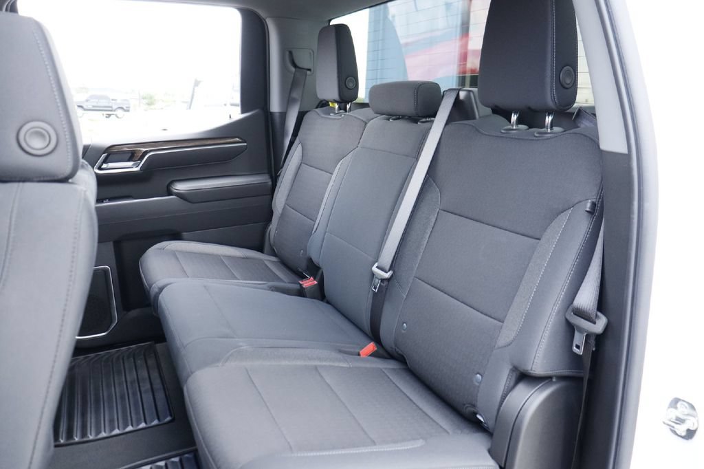 Used 2026 Chevrolet Silverado 1500 LT AWD/4WD image 23