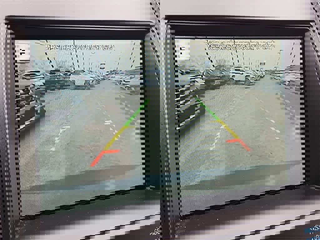 Used 2018 Ford Taurus SHO w/ Driver Assist Package image 17