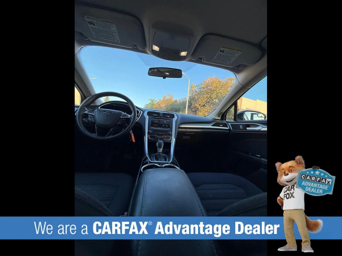 Used 2016 Ford Fusion SE FWD image 49