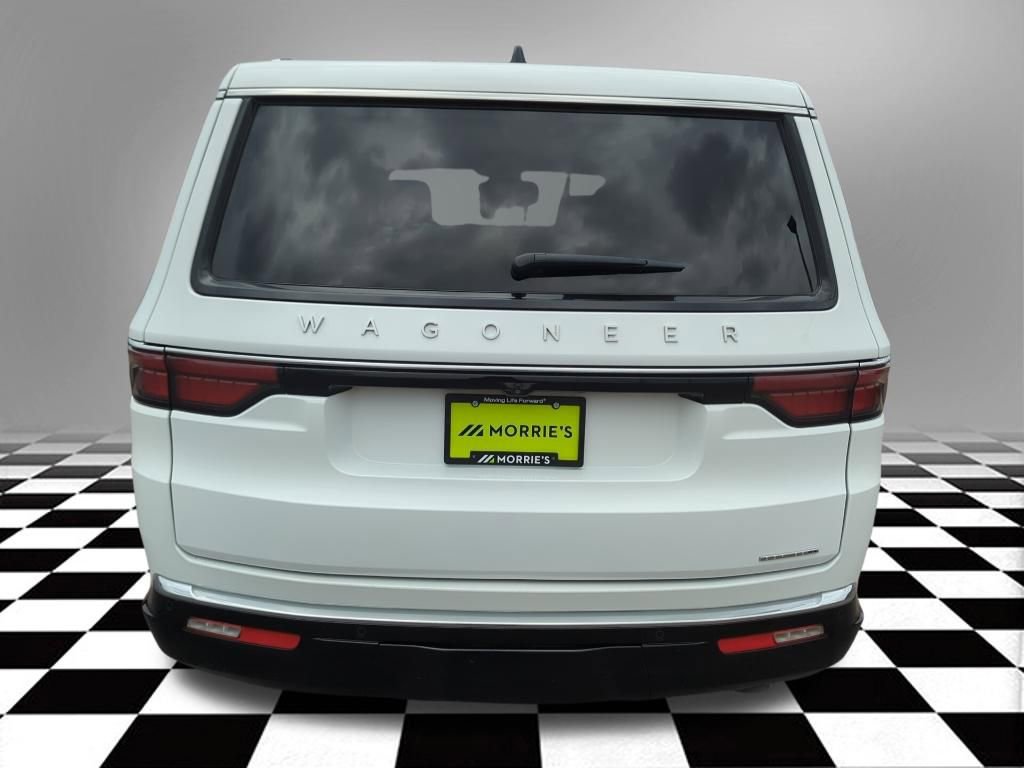 Used 2024 Jeep Wagoneer L Series III w/ Flexible Seating Group AWD/4WD image 6