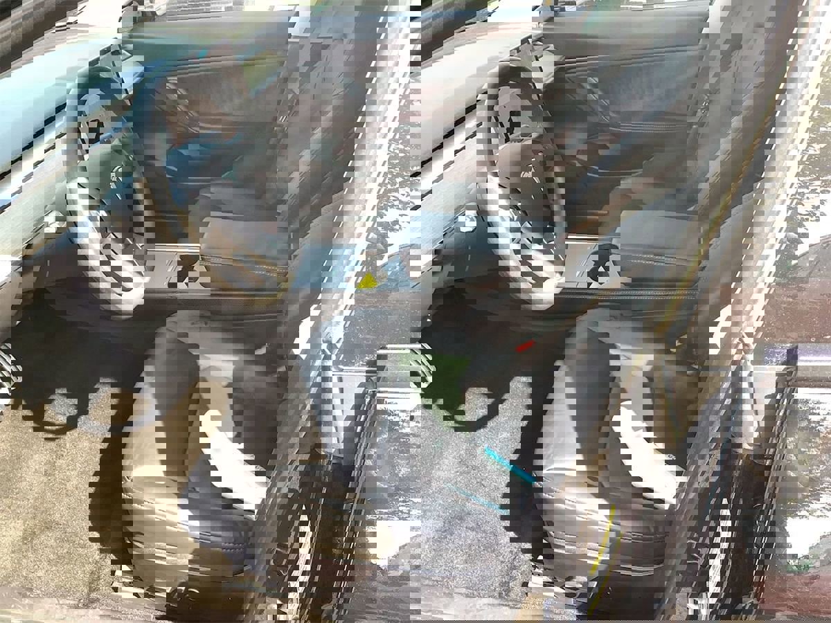 Used 2021 Tesla Model 3 Performance AWD/4WD image 8