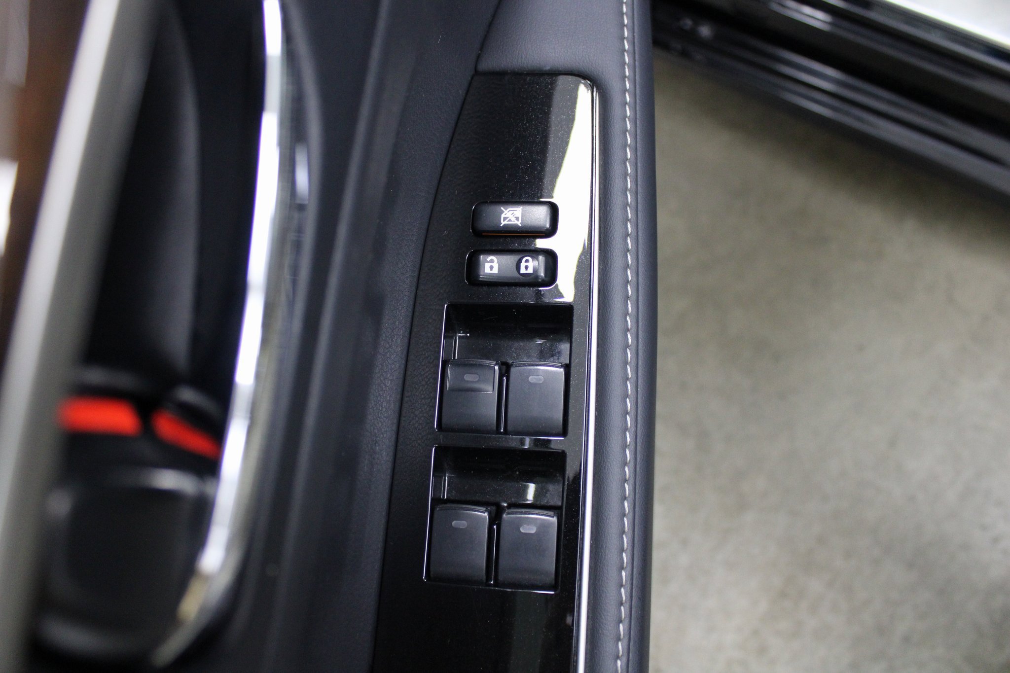 Used 2018 Lexus ES 300h image 14