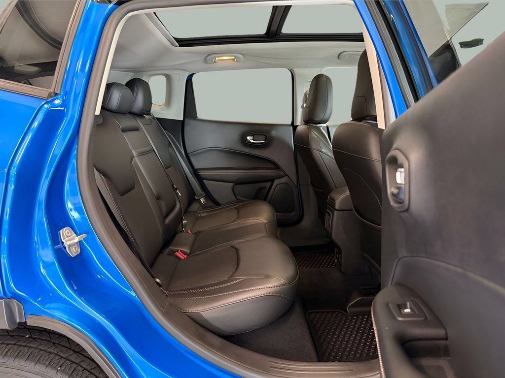 Used 2018 Jeep Compass Latitude w/ Popular Equipment Group AWD/4WD image 27