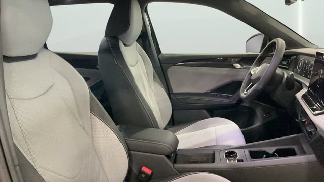 New 2026 Volkswagen Tiguan SE R-Line AWD/4WD image 13