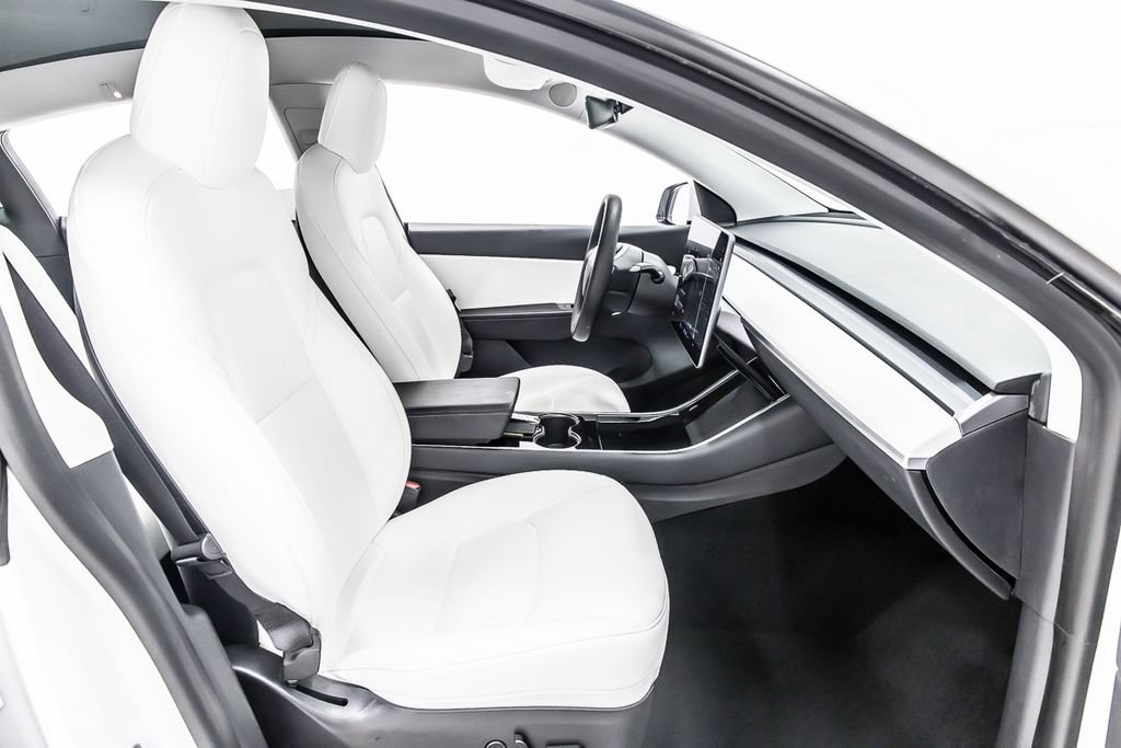 Used 2021 Tesla Model Y 2WD image 34