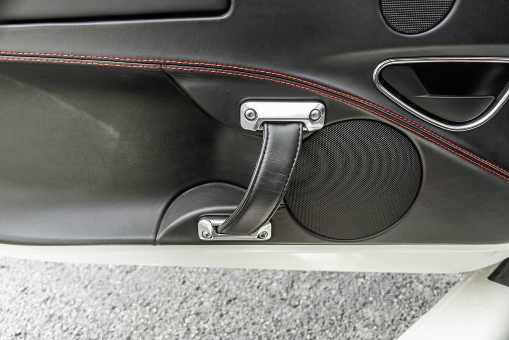 Used 2016 Alfa Romeo 4C Spider w/ Convenience Group - Spider image 15