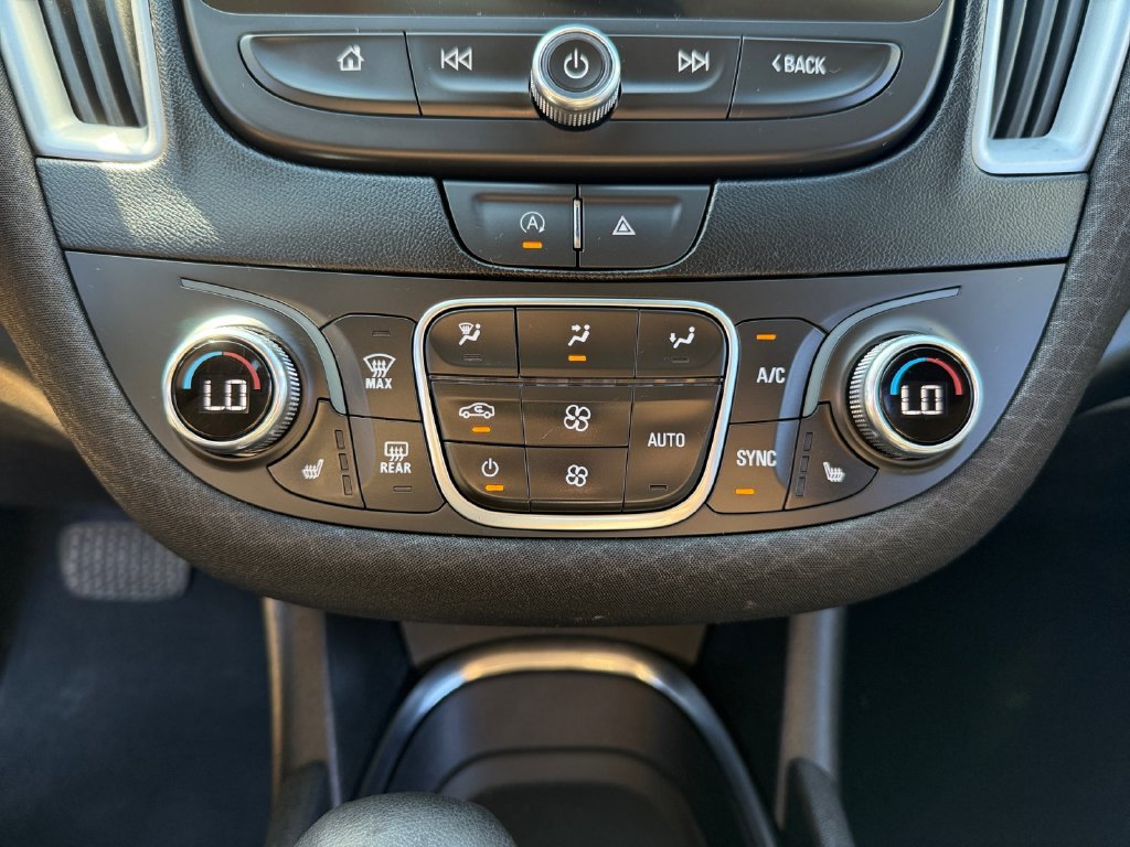 Used 2024 Chevrolet Malibu LT FWD image 30