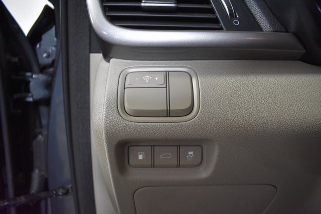 Used 2016 Kia Optima LX image 13