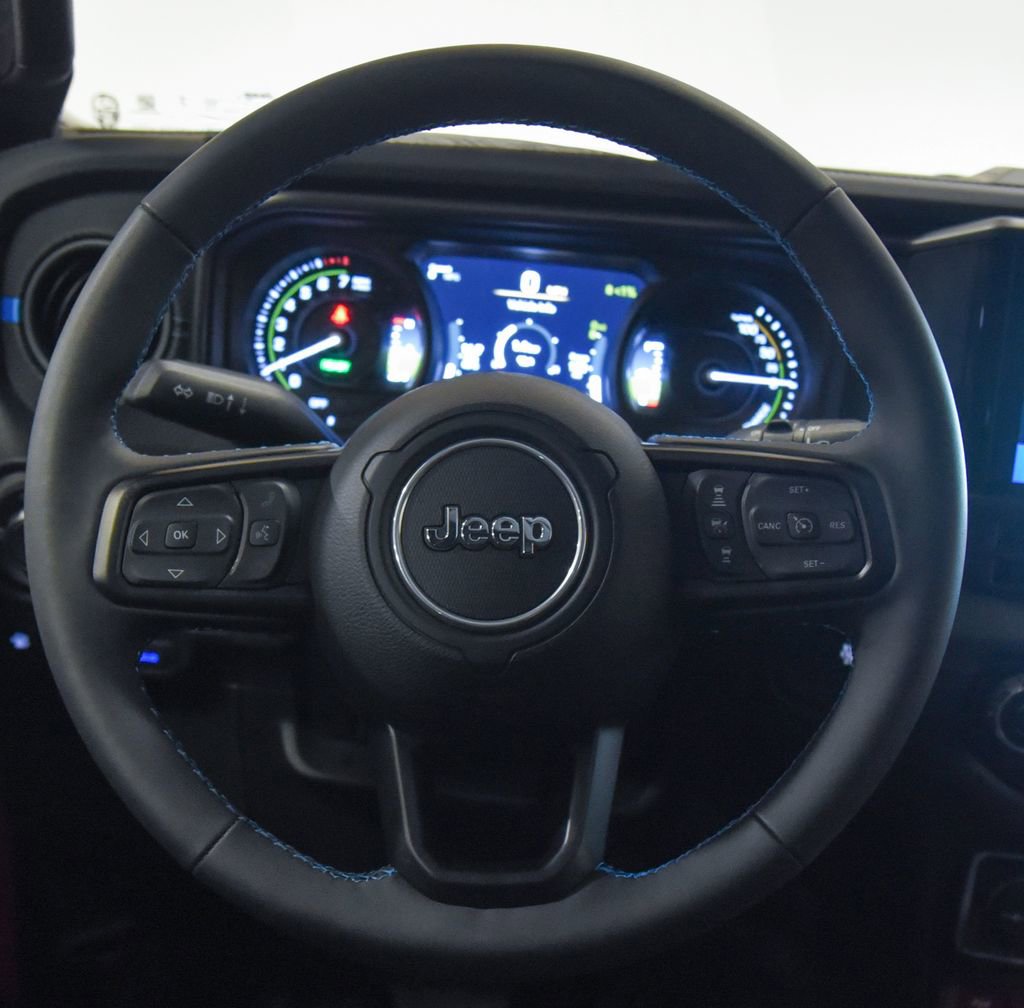 Used 2025 Jeep Wrangler Unlimited Rubicon 4xe w/ Convenience Group image 27