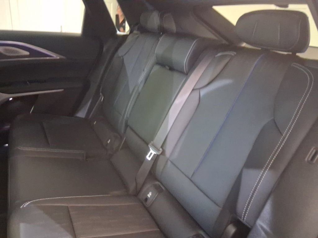 Certified 2024 Cadillac Lyriq Sport AWD/4WD image 15