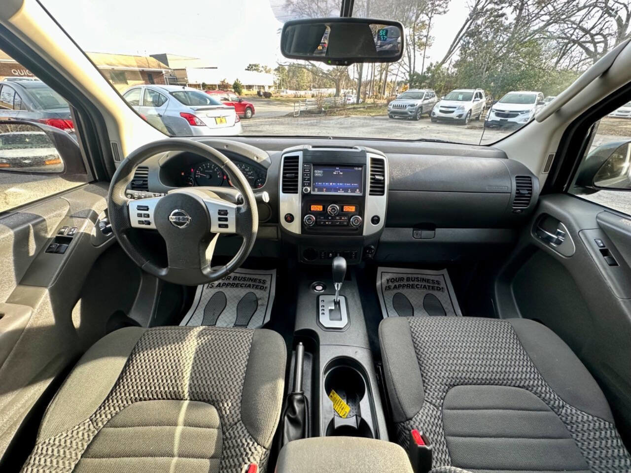 Used 2021 Nissan Frontier SV RWD image 19