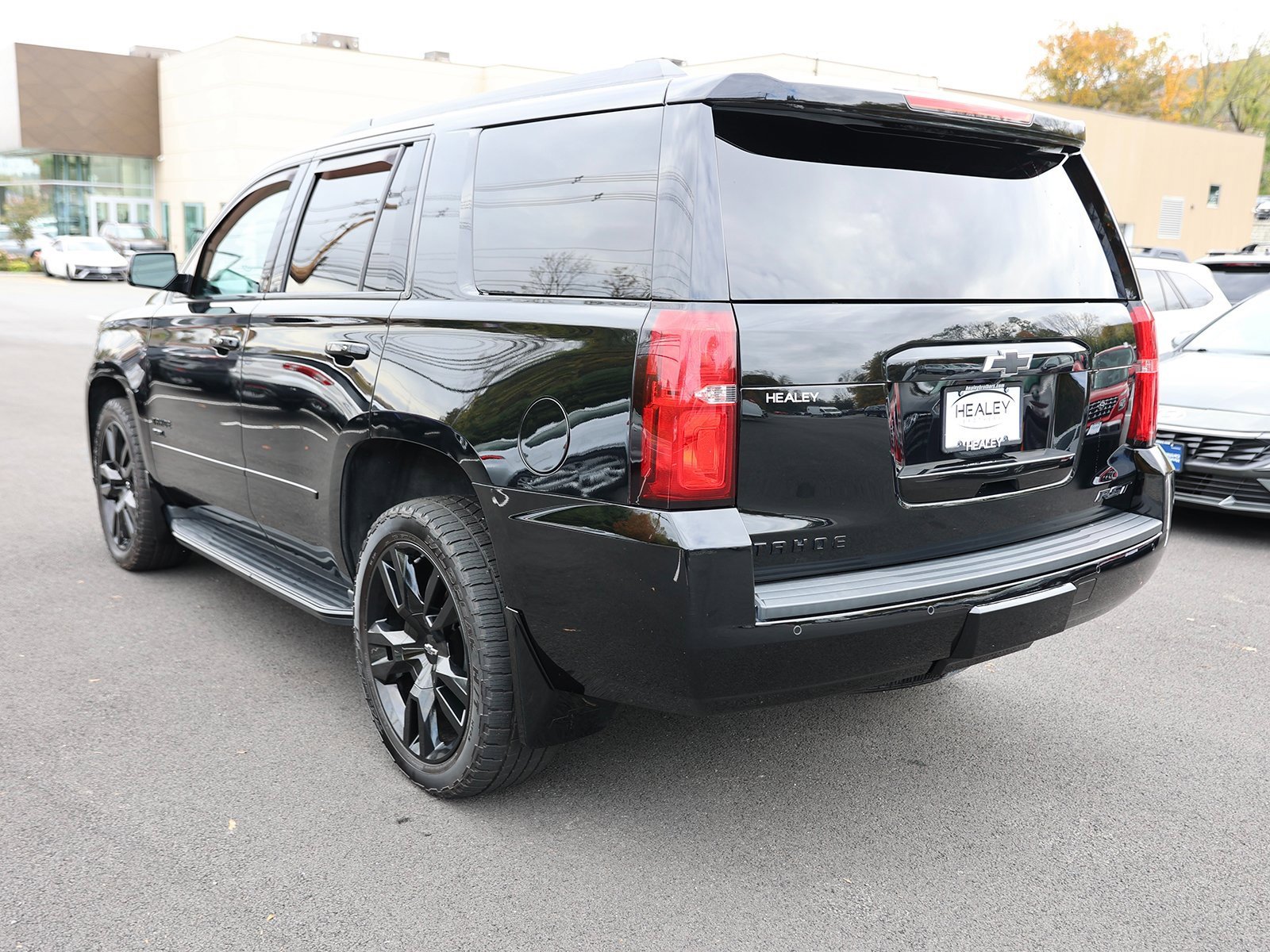 Used 2019 Chevrolet Tahoe Premier image 5