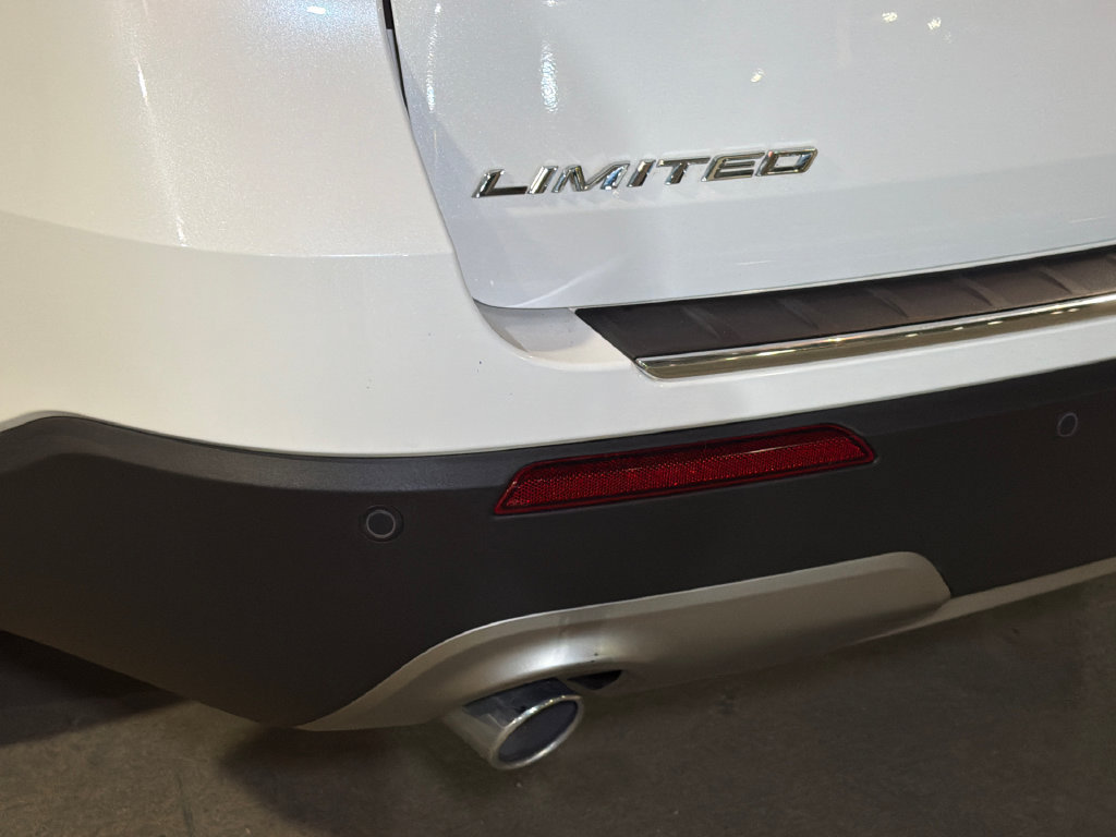 Used 2020 Ford Explorer Limited AWD/4WD image 5