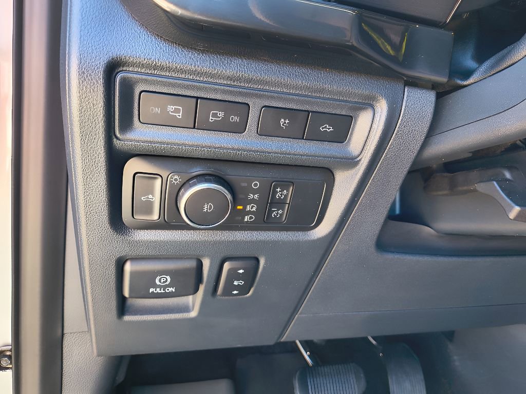 Used 2022 Ford F150 XLT w/ Equipment Group 302A High image 17