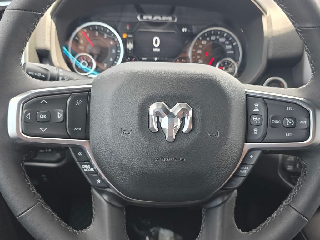 New 2026 RAM 1500 Big Horn AWD/4WD image 19