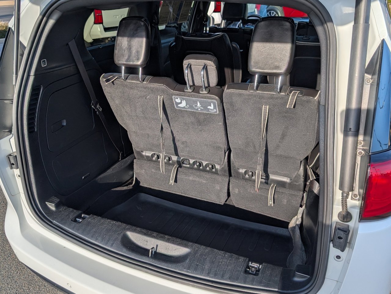 Used 2020 Chrysler Pacifica Limited w/ Advanced Safetytec Group image 8