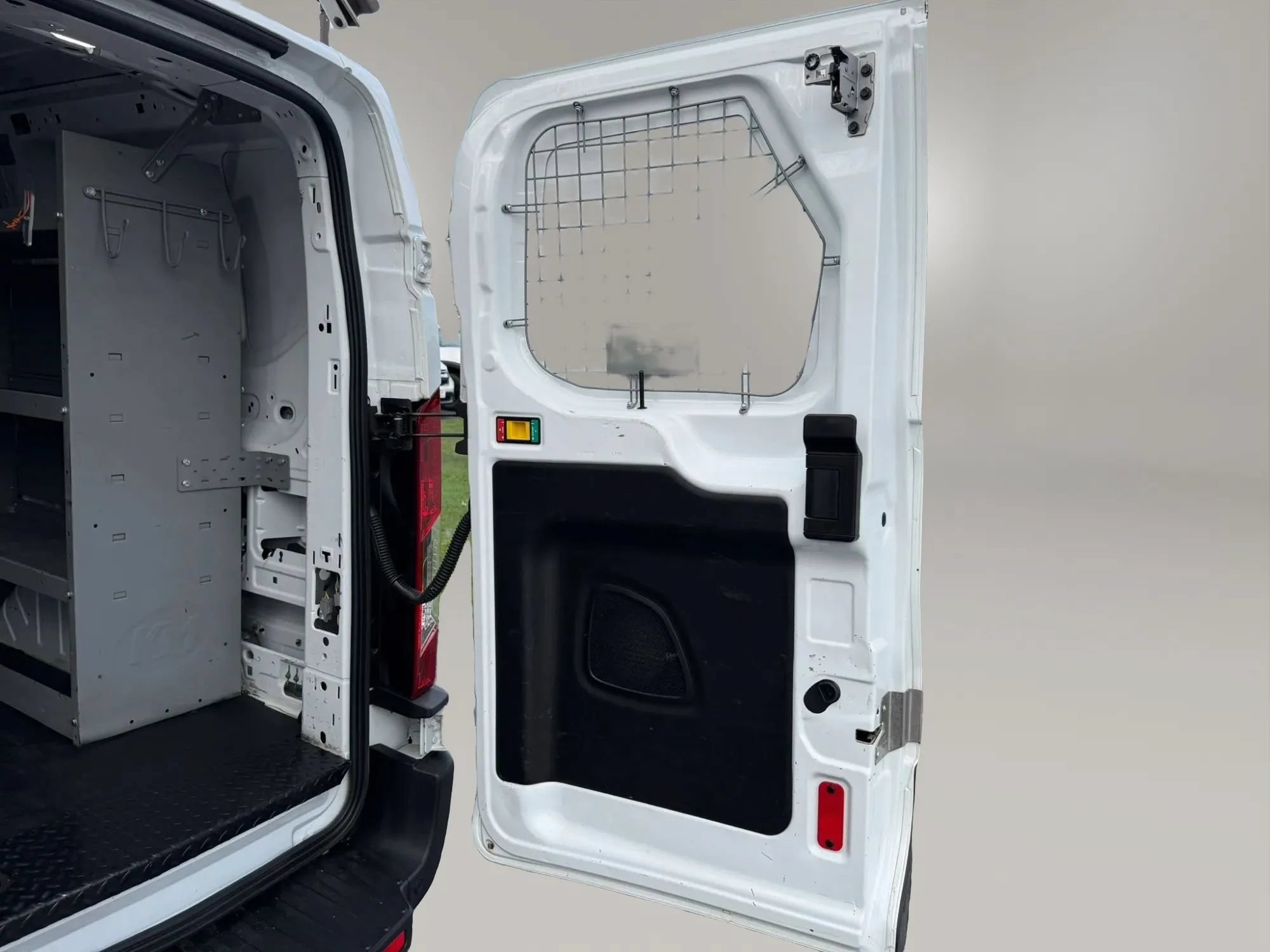 Used 2020 Ford Transit 250 Low Roof AWD image 30