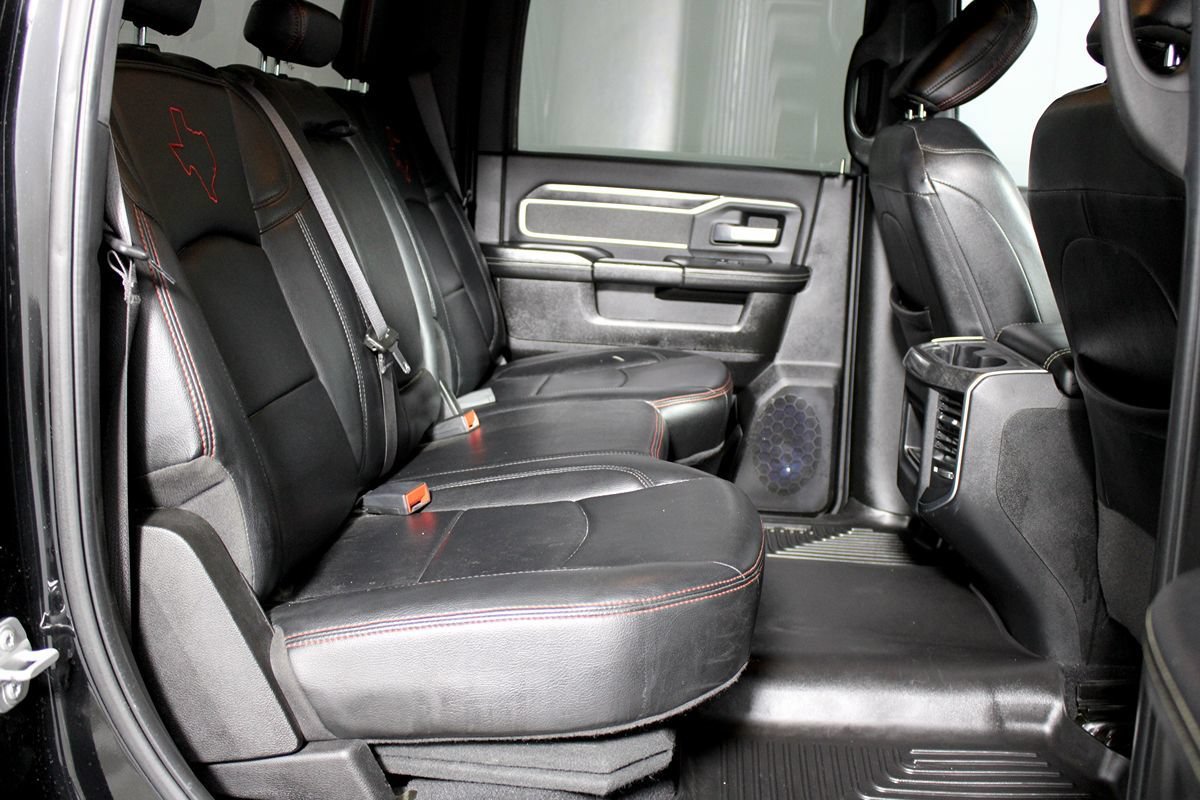Used 2019 RAM 2500 Big Horn w/ Black Appearance Package RWD image 26