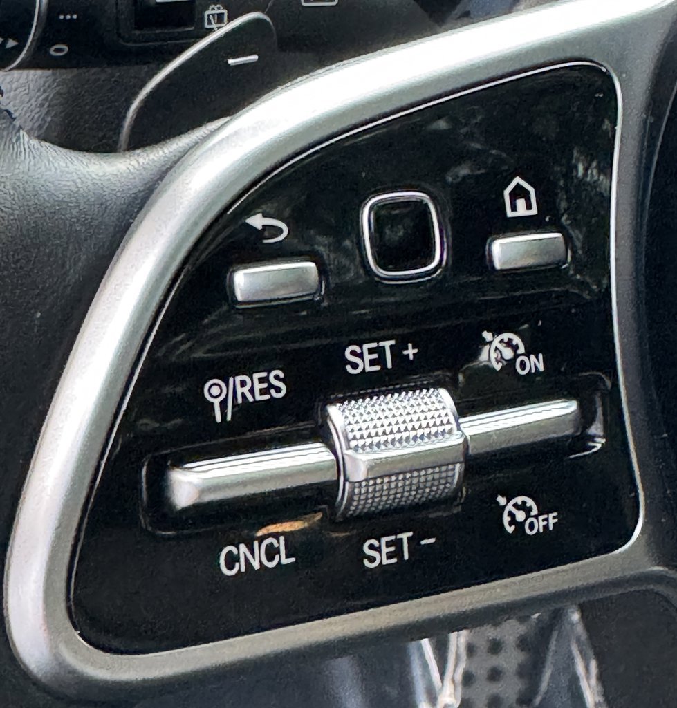 Used 2021 Mercedes-Benz GLC 300 4MATIC w/ AMG Line image 57