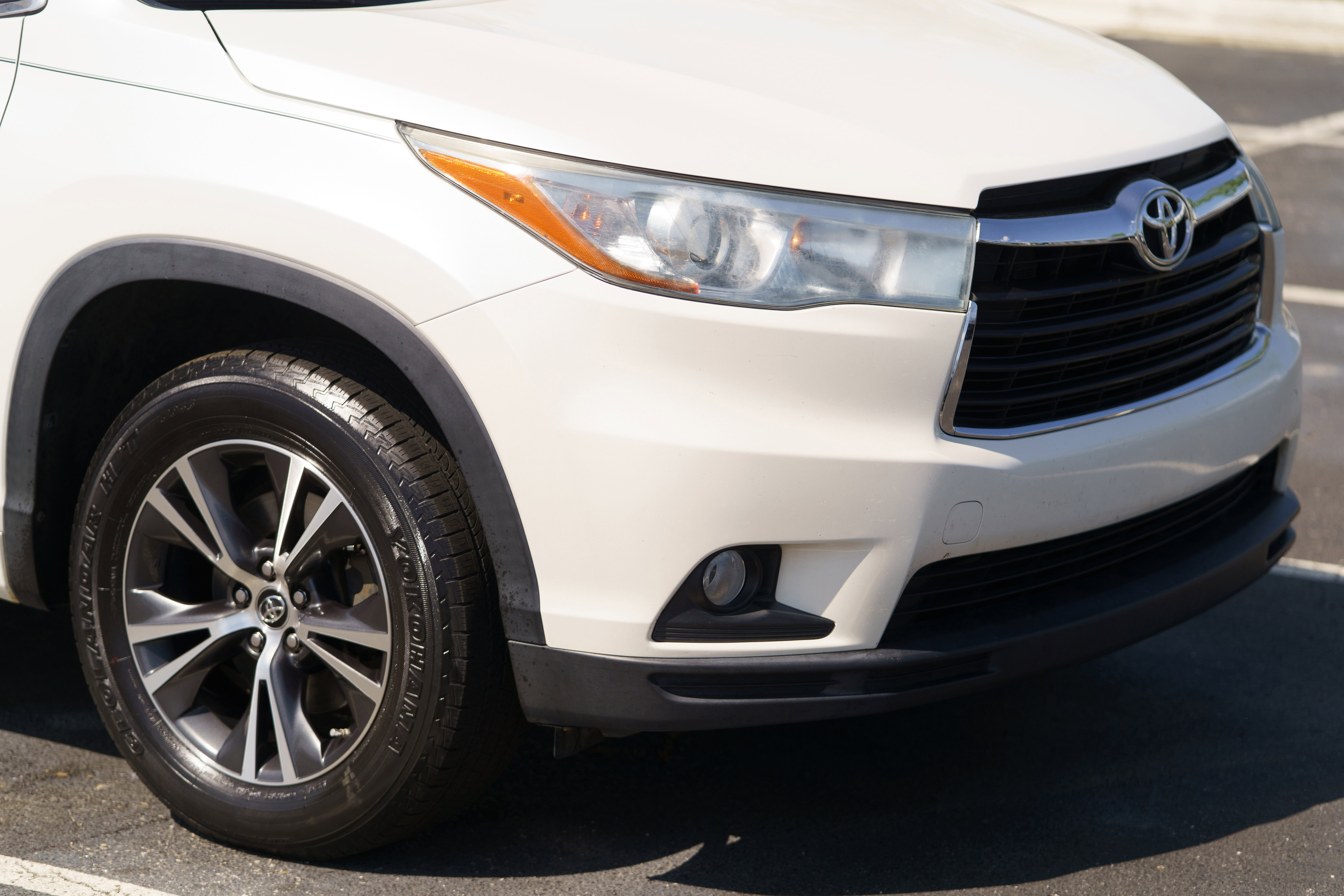 Used 2016 Toyota Highlander XLE image 42