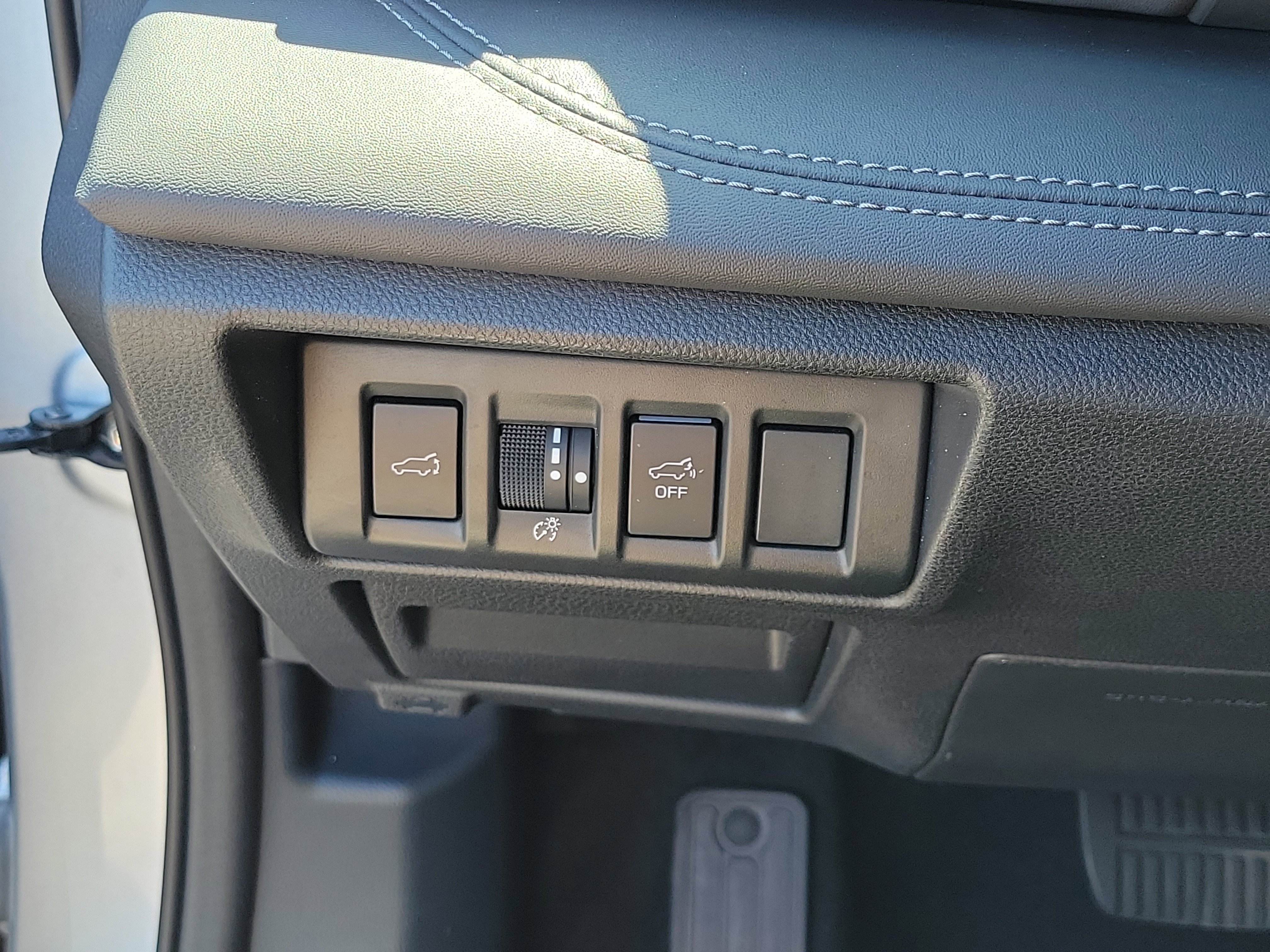 Certified 2024 Subaru Outback Limited AWD/4WD image 27