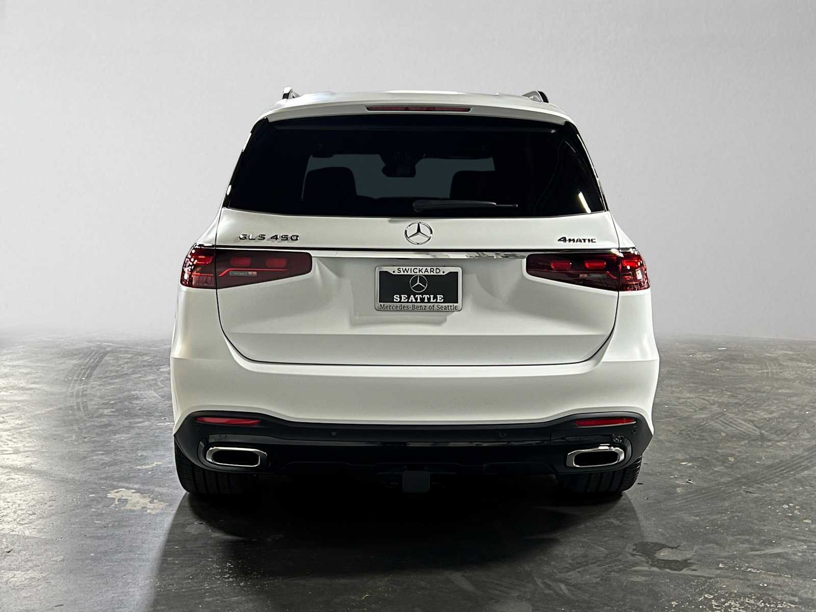 New 2026 Mercedes-Benz GLS 450 4MATIC image 4