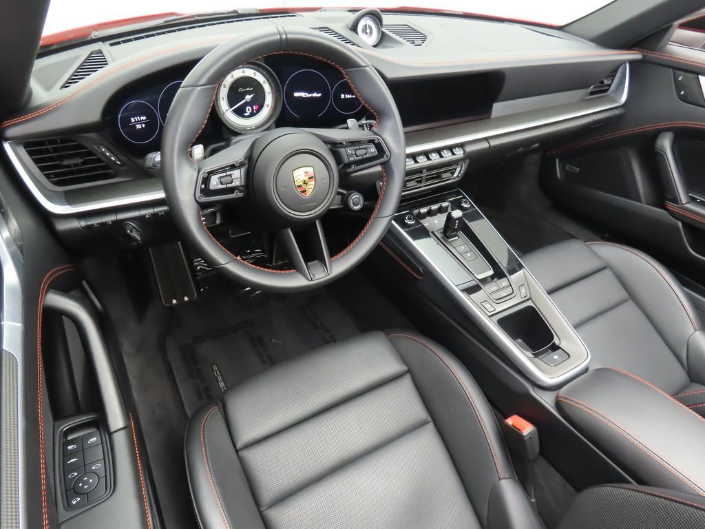 Used 2022 Porsche 911 Turbo image 17
