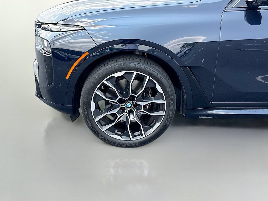 Used 2025 BMW X7 M60i AWD/4WD image 38