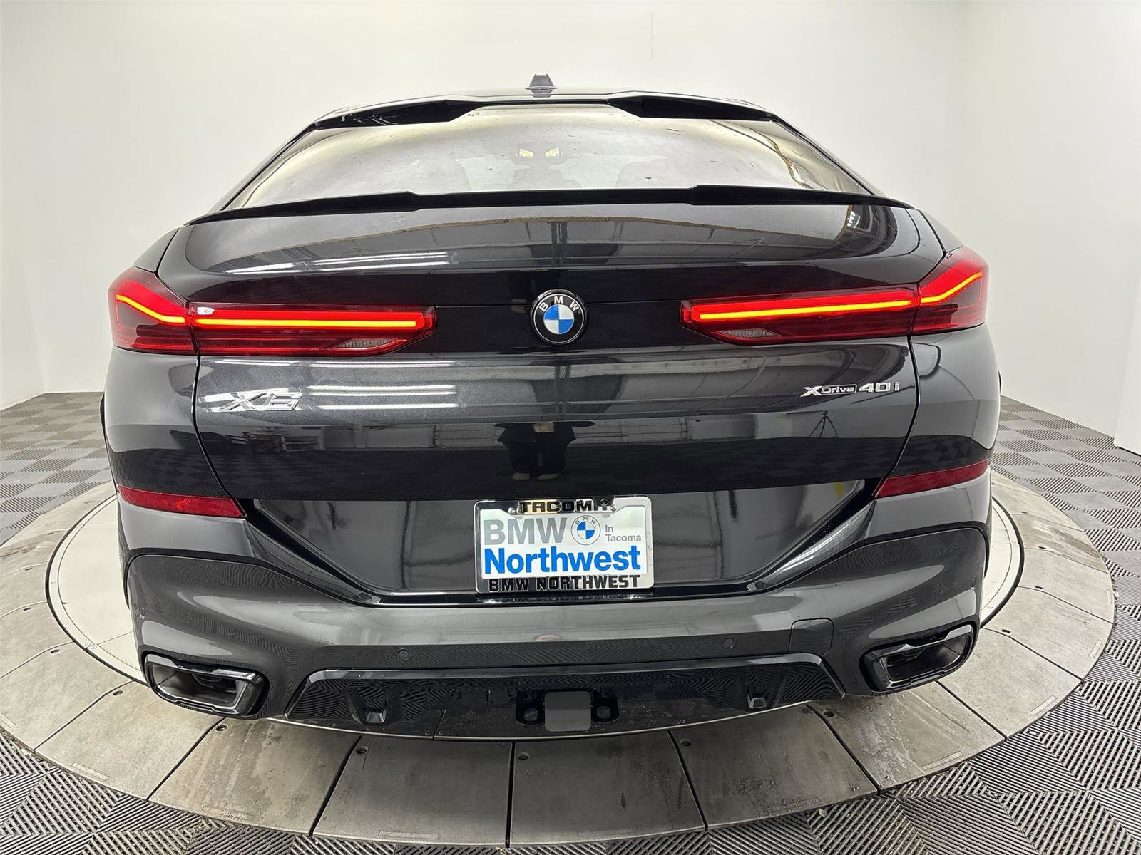 New 2026 BMW X6 xDrive40i AWD/4WD image 15