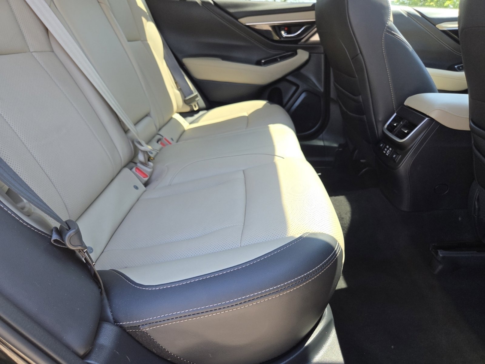 Used 2024 Subaru Outback Limited AWD/4WD image 25