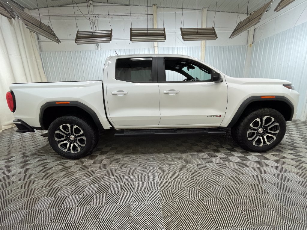 Used 2024 GMC Canyon AT4 w/ Canyon Safety Plus Package AWD/4WD image 20